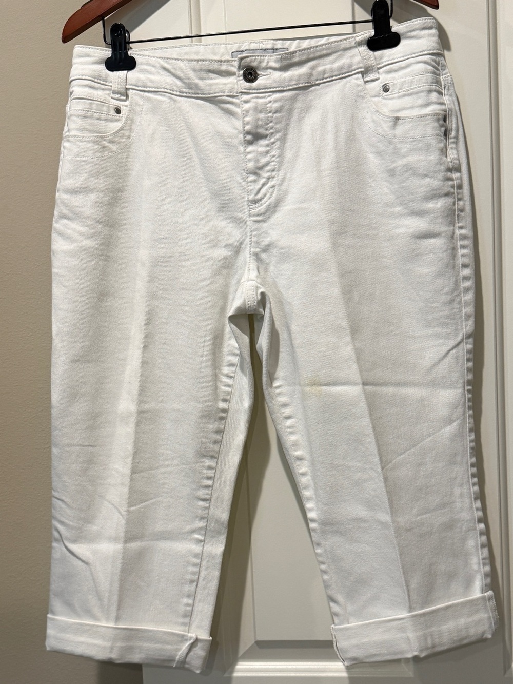 Chico’s Platinum So Slimming White Denim Capri